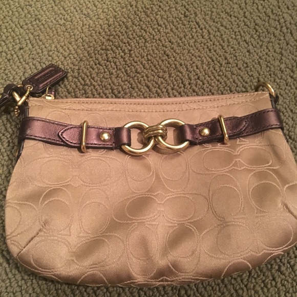 Coach Handbags - Coach Bag